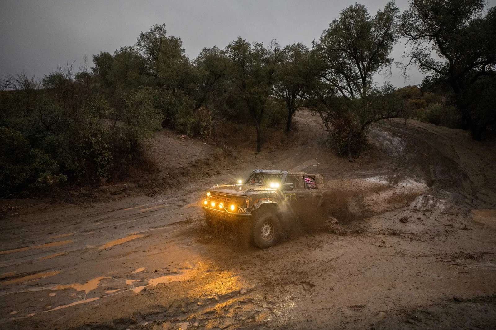 Bronco Raptor Mud.webp