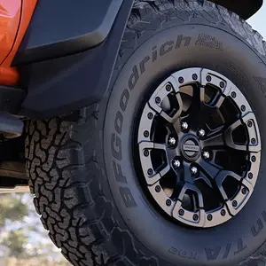 2022-ford-bronco-raptor-37tire.jpg