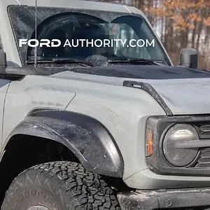 2022-ford-bronco-raptor-cactus-gray-real-world-photos-exterior-013.jpg
