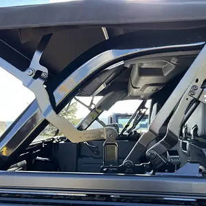 bronco-roll-bar-film.jpg