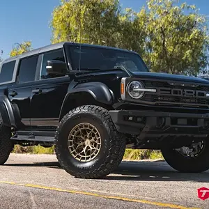 Ford-Bronco-Raptor-Hybrid-Forged-Series-HFX-1-1722-©-Vossen-Wheels-2024-219-1047x698.jpg