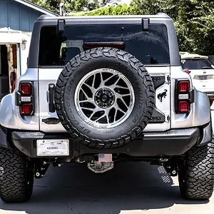 2025Jul19_DSF1591_News tires @ wheels fini, spare_2000w.webp