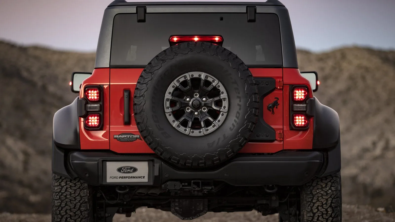 2022 Ford Bronco Raptor_19.jpg