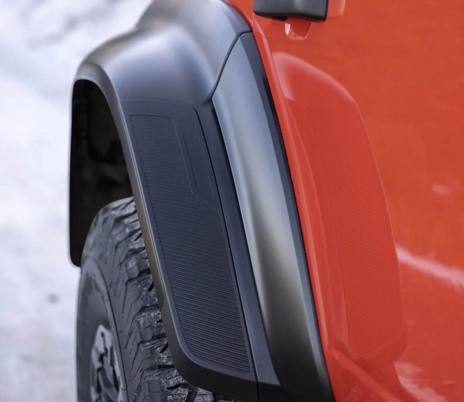 2022 Ford Bronco Raptor_fender1.jpg