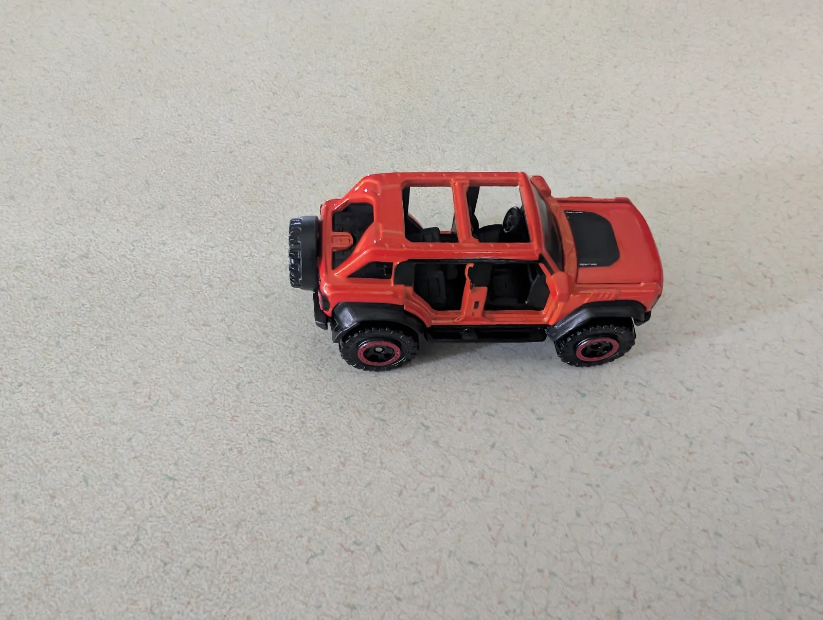 2024 Raptor Bronco (1).webp