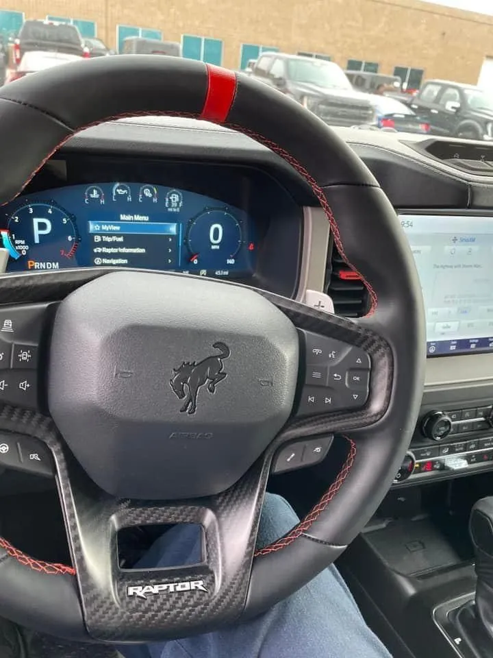 bronco-raptor-steering-wheel1.jpg