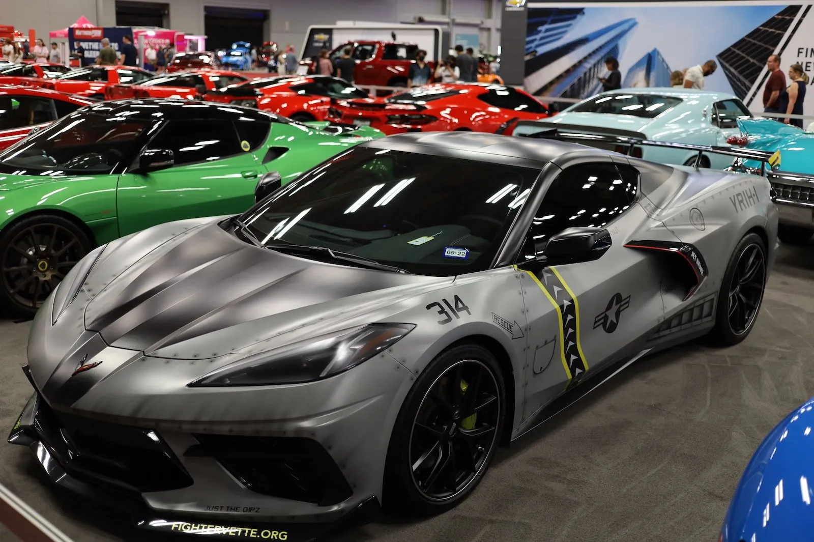 c8-corvette-military-wrap.JPG