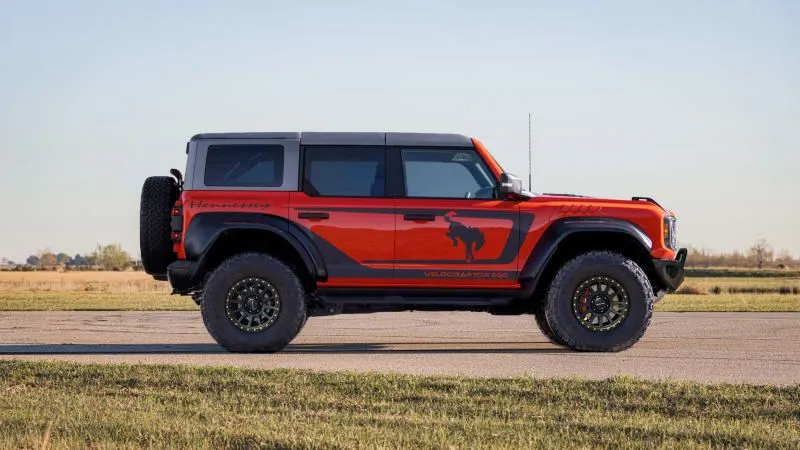 Hennessey-VelociRaptor-500-Bronco-ORANGE.jpeg