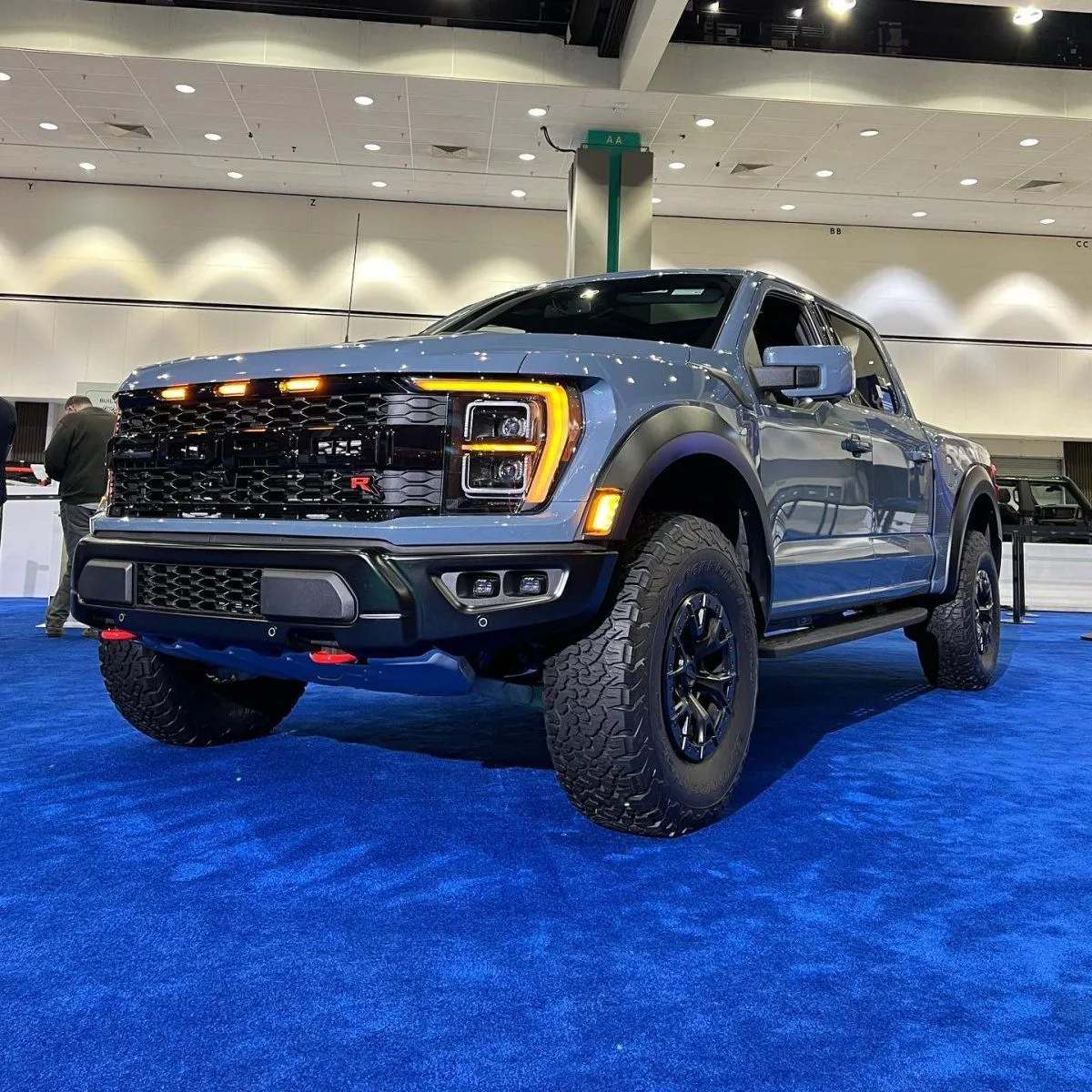 raptor-r-azure-grey1.jpg