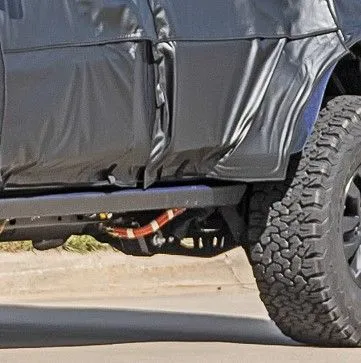 Warthog-Bronco-Tires-Shocks-Revealed-5c.jpg