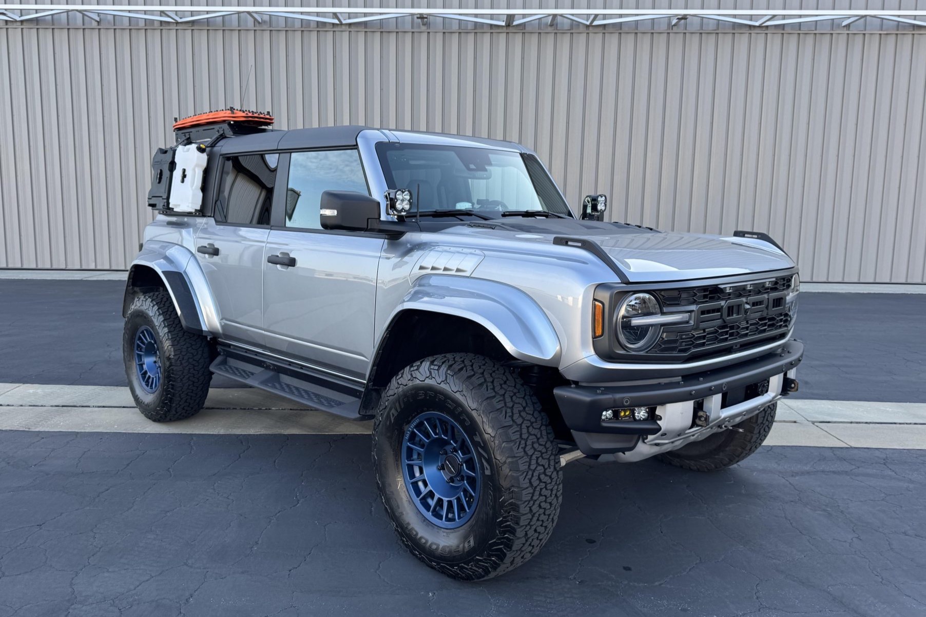 bringatrailer.com