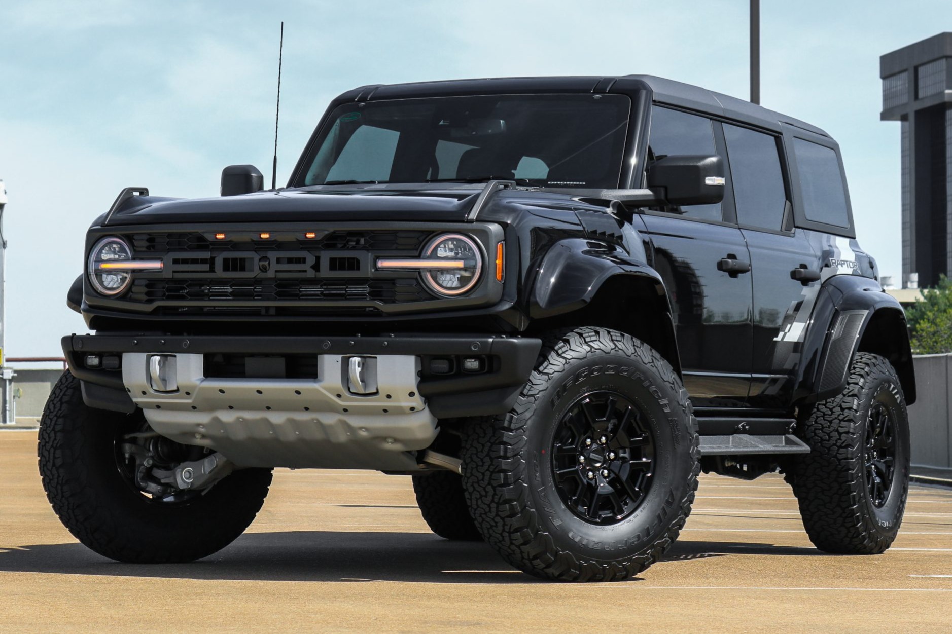 bringatrailer.com