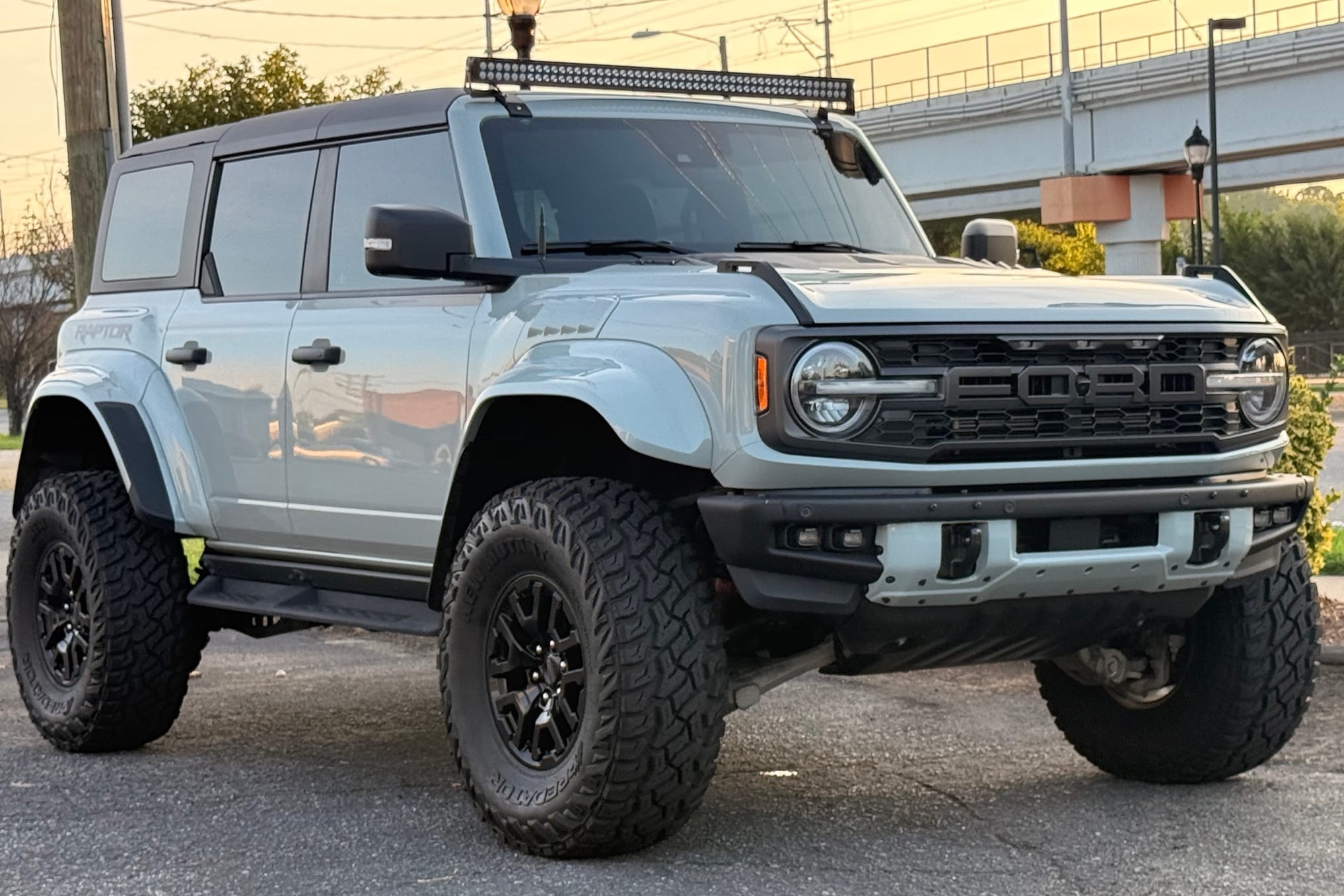 bringatrailer.com