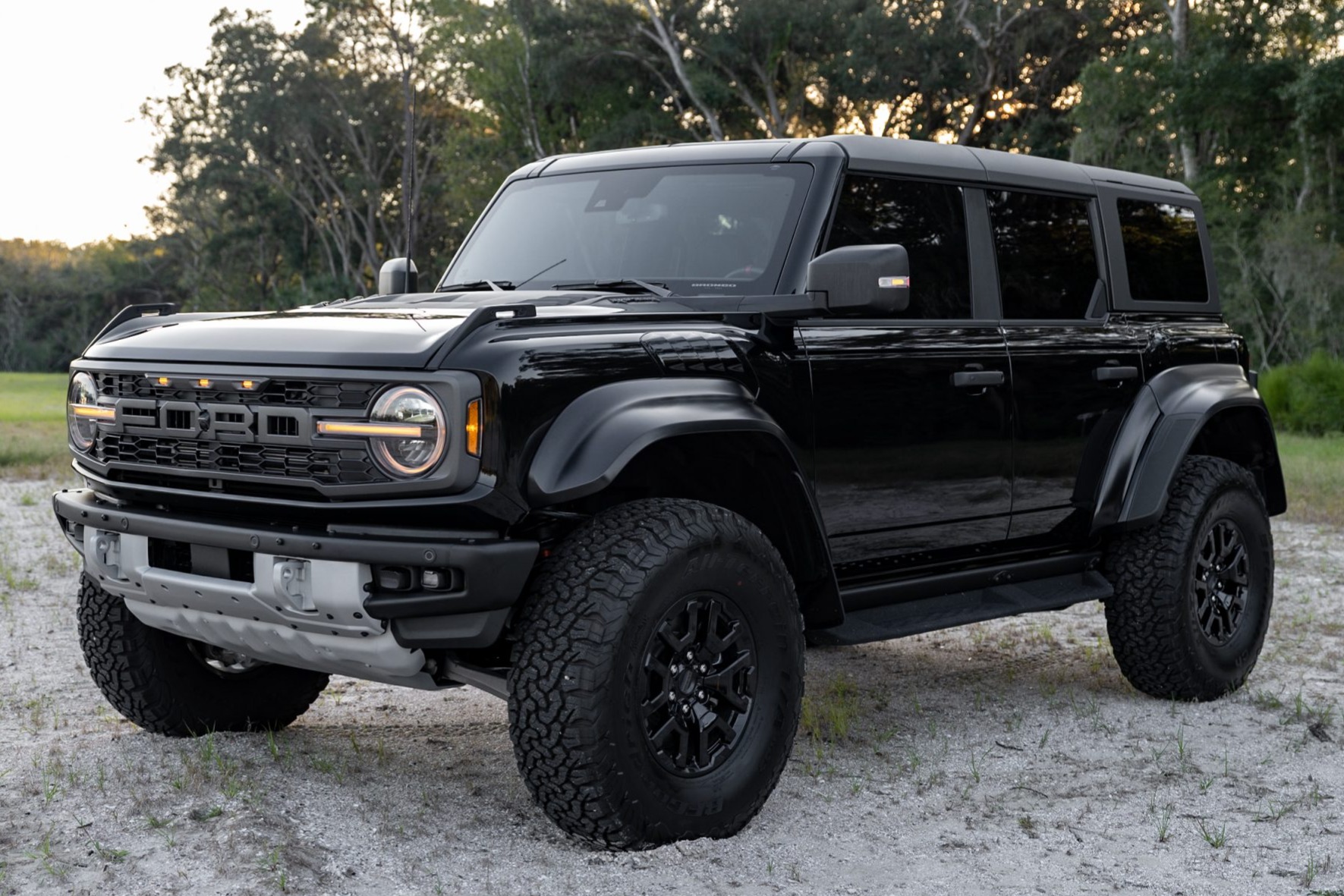 bringatrailer.com